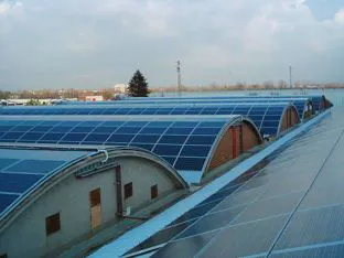 COPERTURA TETTO INDUISTRIALE FOTOVOLTAINCO DOPO